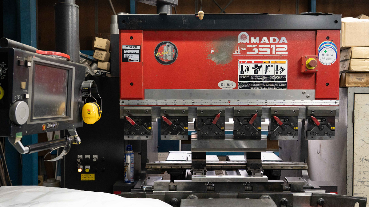 プレスブレーキ