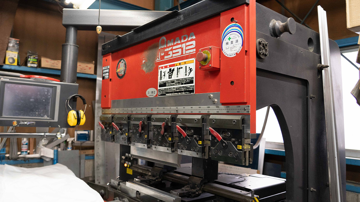 プレスブレーキ